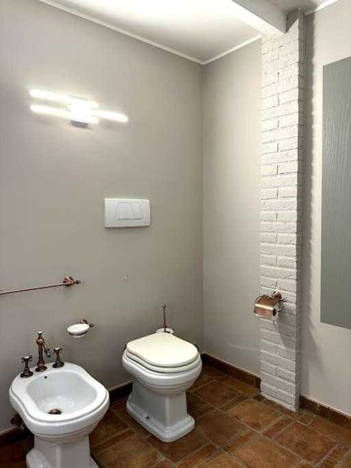 Appartamento Ebhouse Capiago Intimiano Exterior photo